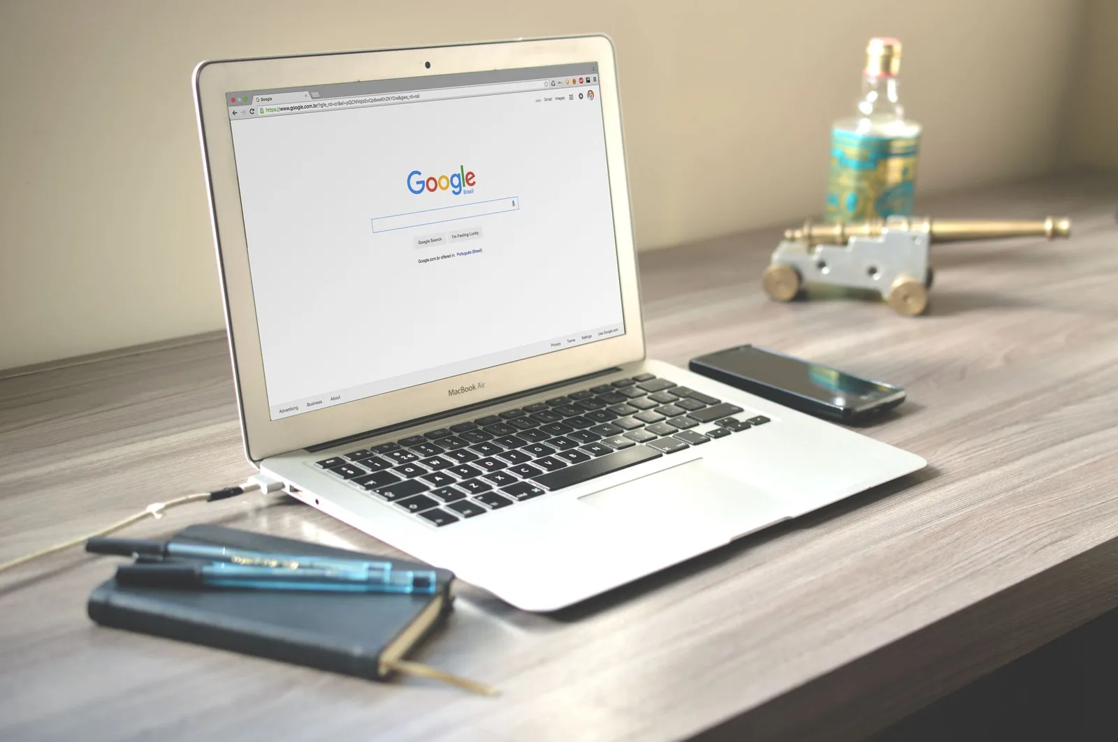 Developer laptop with browser session cookies exposed, illustrating Claude account cookie theft risk